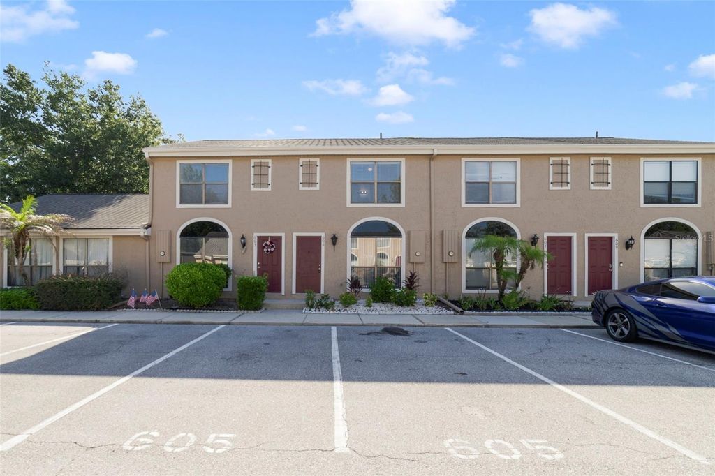 605 CASA PARK COURT H, Winter Springs, FL 32708