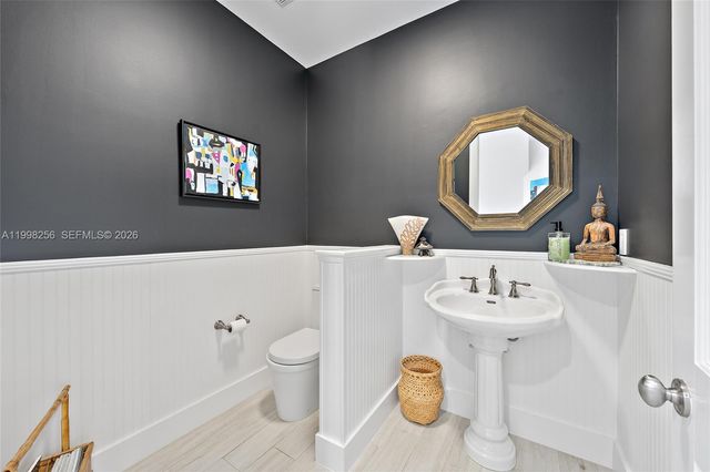 2605 Natures Way, Palm Beach Gardens, FL 33410