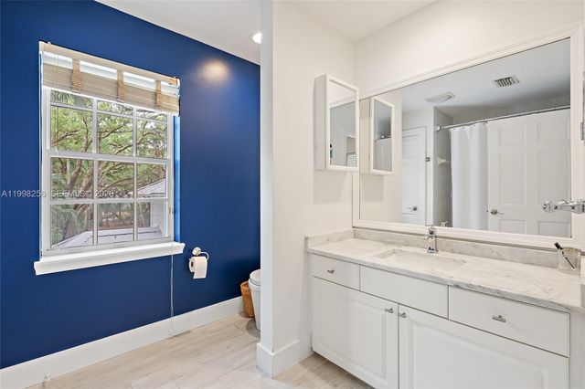 2605 Natures Way, Palm Beach Gardens, FL 33410