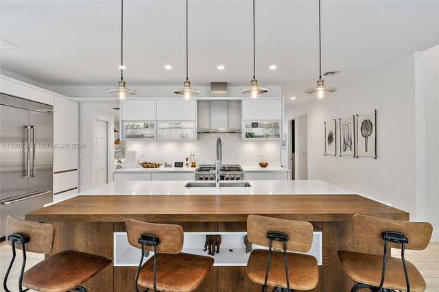 2605 Natures Way, Palm Beach Gardens, FL 33410