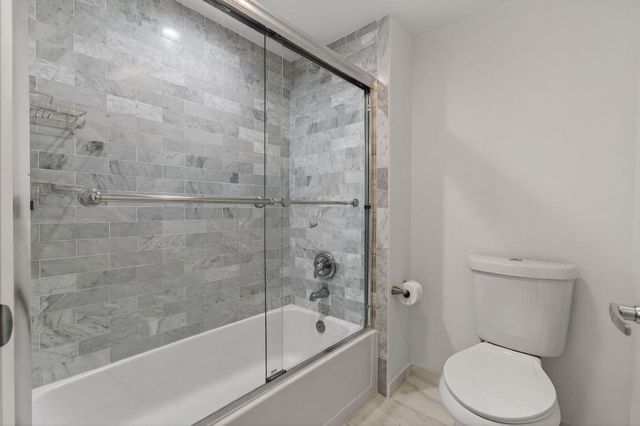 8536 Casa Del Lago 49-B, Boca Raton, FL 33433