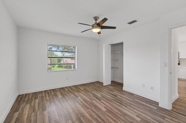 8536 Casa Del Lago 49-B, Boca Raton, FL 33433