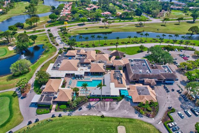 8536 Casa Del Lago 49-B, Boca Raton, FL 33433
