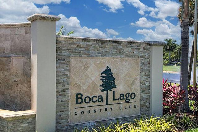 8536 Casa Del Lago 49-B, Boca Raton, FL 33433