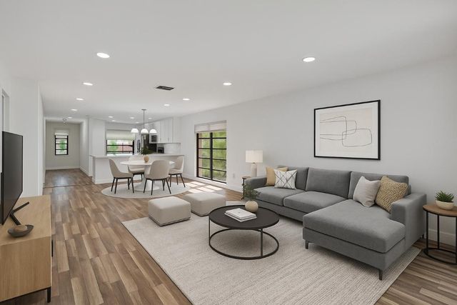 8536 Casa Del Lago 49-B, Boca Raton, FL 33433