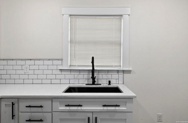 427 Floyd, San Antonio, TX 78204