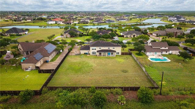 6001 King Trail, Corpus Christi, TX 78414