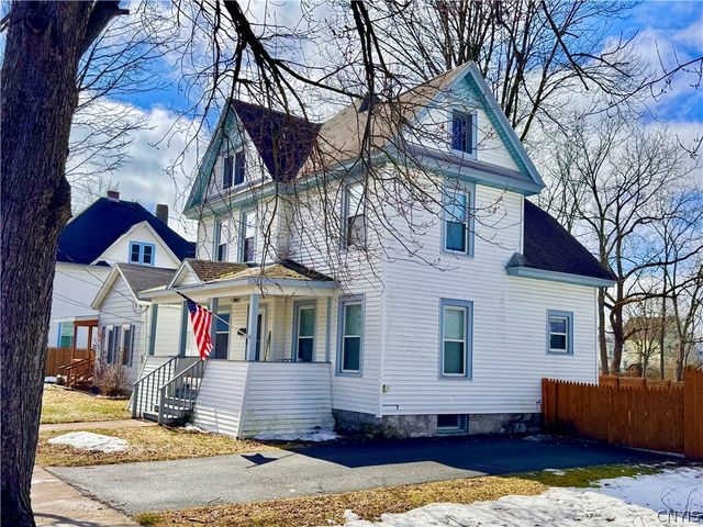 17 Mattie Street, Auburn, NY 13021