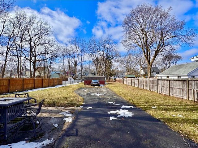 17 Mattie Street, Auburn, NY 13021