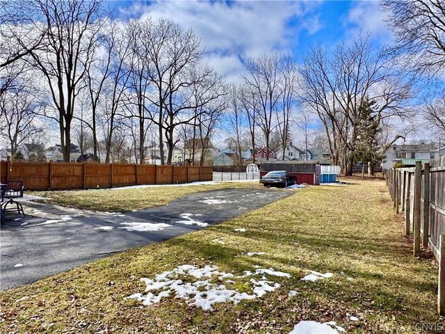 17 Mattie Street, Auburn, NY 13021