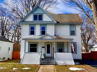 17 Mattie Street, Auburn, NY 13021