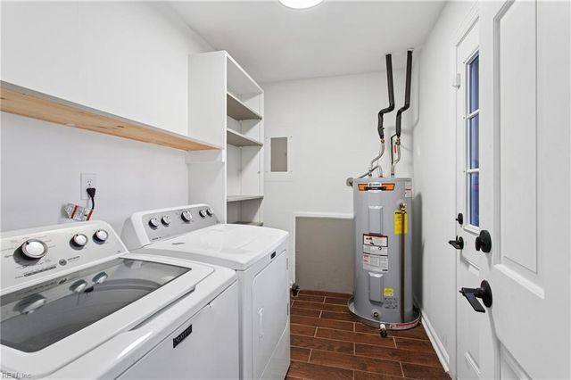 380 Circuit Ln Unit F, Newport News, VA 23608