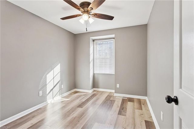 380 Circuit Ln Unit F, Newport News, VA 23608