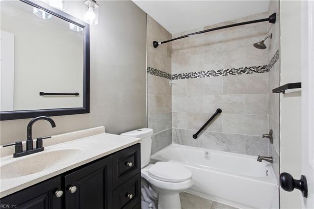 380 Circuit Ln Unit F, Newport News, VA 23608