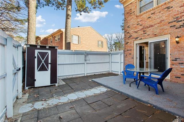 380 Circuit Ln Unit F, Newport News, VA 23608