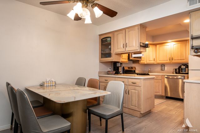 15713 orlan brook Drive 100, Orland Park, IL 60462