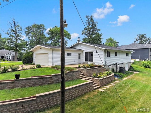 10467 Ponderosa Drive, Foristell, MO 63348