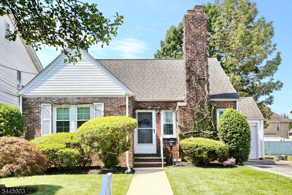 41 Martin Ave, Clifton City, NJ 07012 — exterior