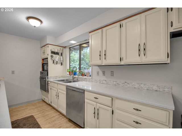 14875 Sw 79TH Ave, Portland, OR 97224