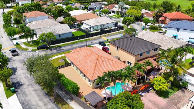 16437 SW 76th Terrace, Miami, FL 33193