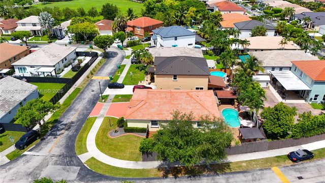 16437 SW 76th Terrace, Miami, FL 33193