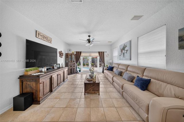 16437 SW 76th Terrace, Miami, FL 33193