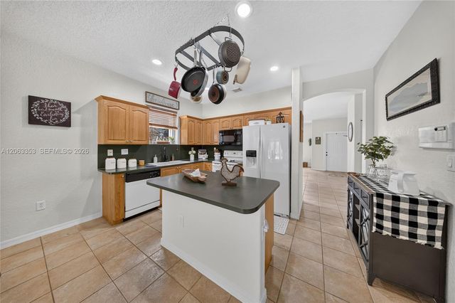 16437 SW 76th Terrace, Miami, FL 33193