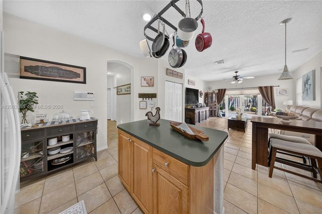 16437 SW 76th Terrace, Miami, FL 33193