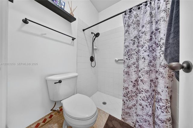 16437 SW 76th Terrace, Miami, FL 33193