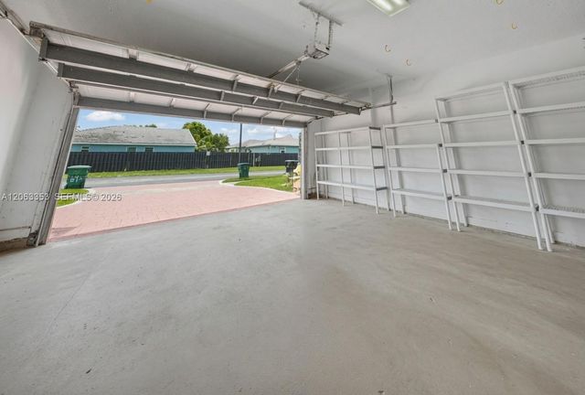 16437 SW 76th Terrace, Miami, FL 33193