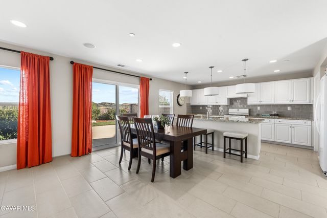 2721 Goldenrain Street, Palmdale, CA 93551