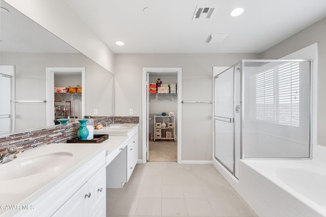 2721 Goldenrain Street, Palmdale, CA 93551