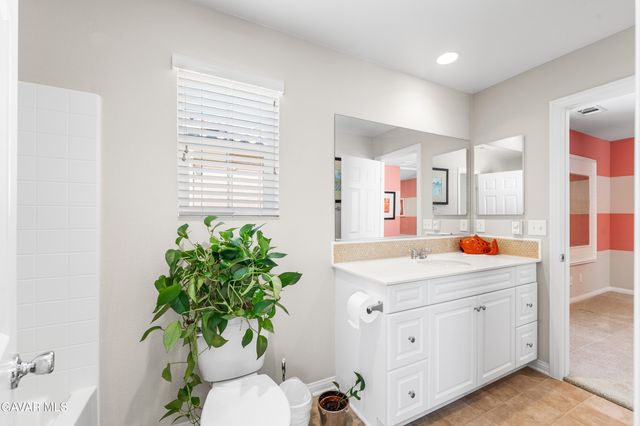 2721 Goldenrain Street, Palmdale, CA 93551