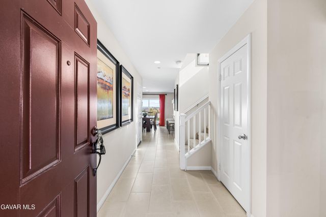 2721 Goldenrain Street, Palmdale, CA 93551