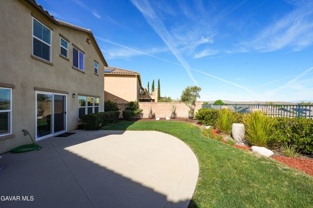 2721 Goldenrain Street, Palmdale, CA 93551