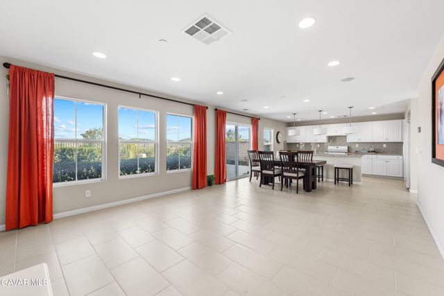 2721 Goldenrain Street, Palmdale, CA 93551