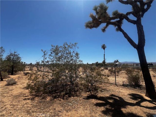 1489 Balsa Avenue, Yucca Valley, CA 92284