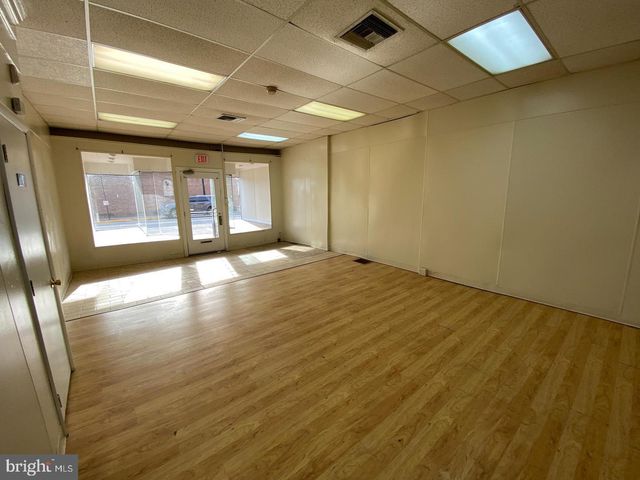 19 N FRONT ST, Steelton, PA 17113