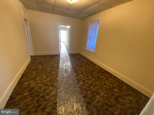 19 N FRONT ST, Steelton, PA 17113