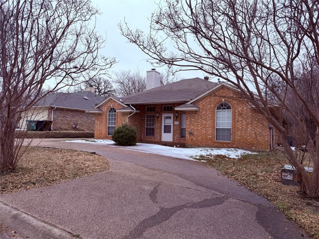 453 Strata Drive, Denton, TX 76201