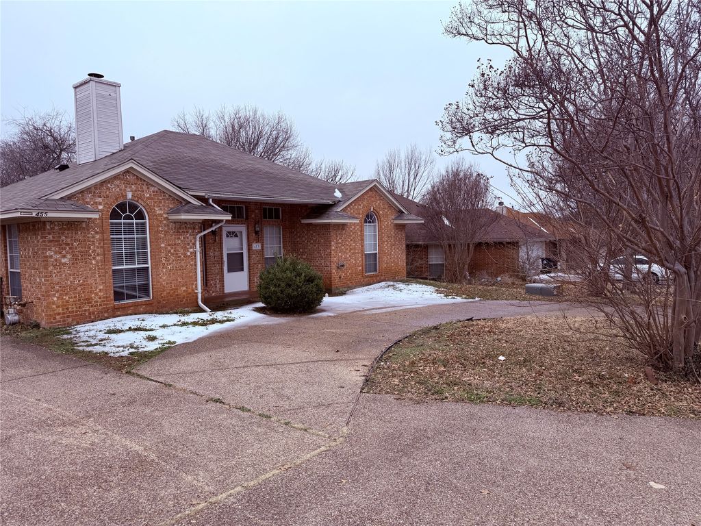 453 Strata Drive, Denton, TX 76201