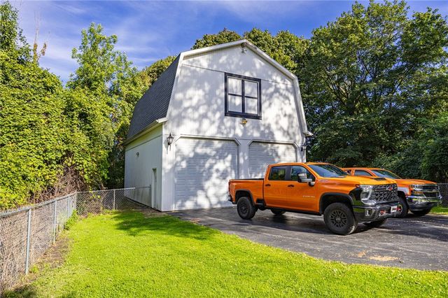 740 Brooks Road, Henrietta, NY 14586