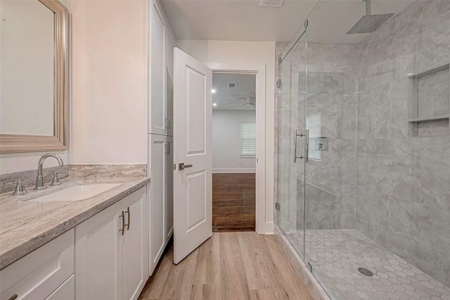 5703 Belmark Street, Houston, TX 77033