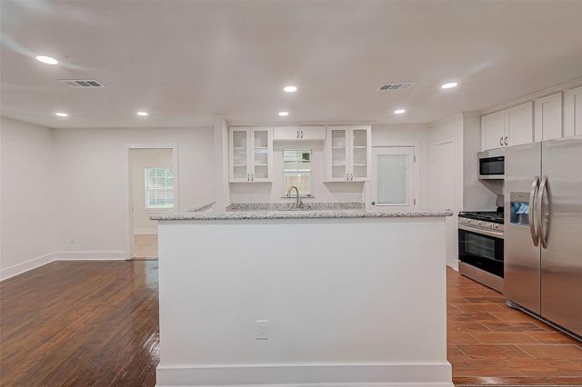 5703 Belmark Street, Houston, TX 77033