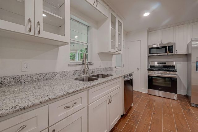 5703 Belmark Street, Houston, TX 77033