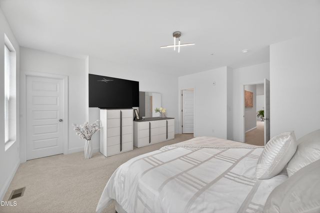604 Market Grove Drive 100, Wake Forest, NC 27587