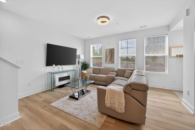 604 Market Grove Drive 100, Wake Forest, NC 27587
