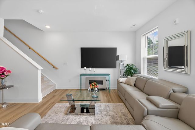 604 Market Grove Drive 100, Wake Forest, NC 27587
