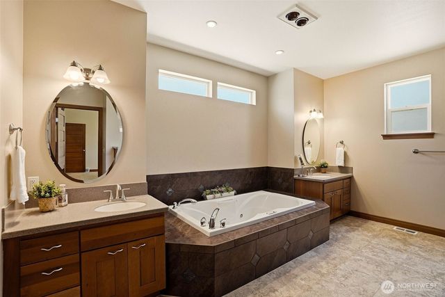 9524 E Northrim Ln, Spokane, WA 99217
