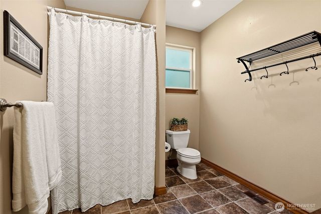 9524 E Northrim Ln, Spokane, WA 99217